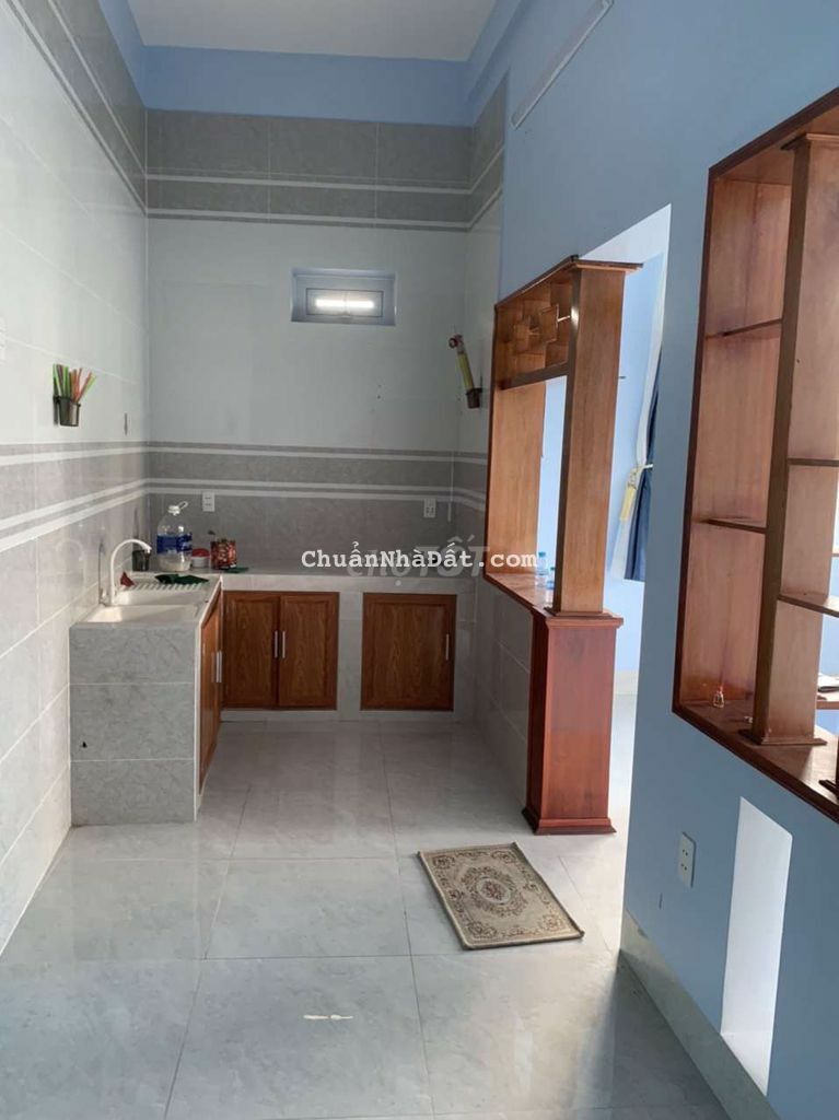 Nhà đúc 1 Lầu giá 1 tỷ 680 (Gần Cổng sau KCN THUẬN ĐẠO)