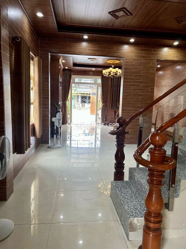 Về sài gòn bán gấp NHÀ NGAY CHỢ PHƯỚC VÂN 6×33 giá 4,5 tỷ