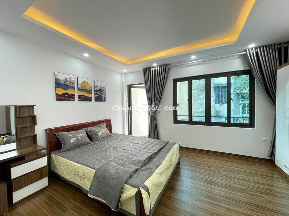 Giá hiếm! Lô góc Yên hòa, ngõ thông, sát phố, ba gác tránh, 34m2*5T,