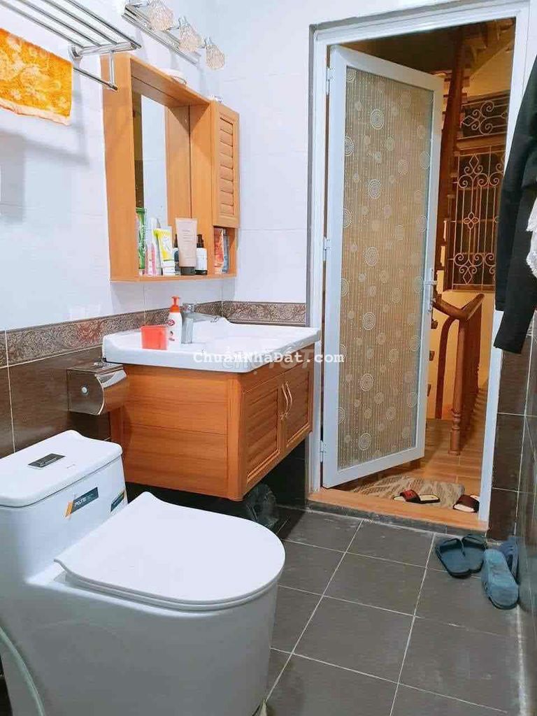 VÕ CHÍ CÔNG, 36M2 BÁN GẤP 3.85 TỶ GẦN PHỐ NGÕ RỘNG NHÀ ĐẸP Ở SƯỚNG