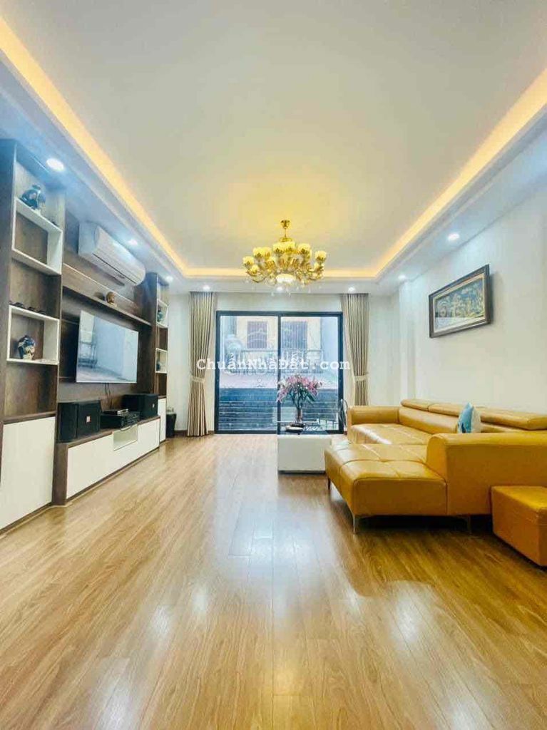 Trần Thái Tông 36m2-Lô Góc-2Thoáng-Ngõ Nông-Giá chỉ 4,1Tỷ