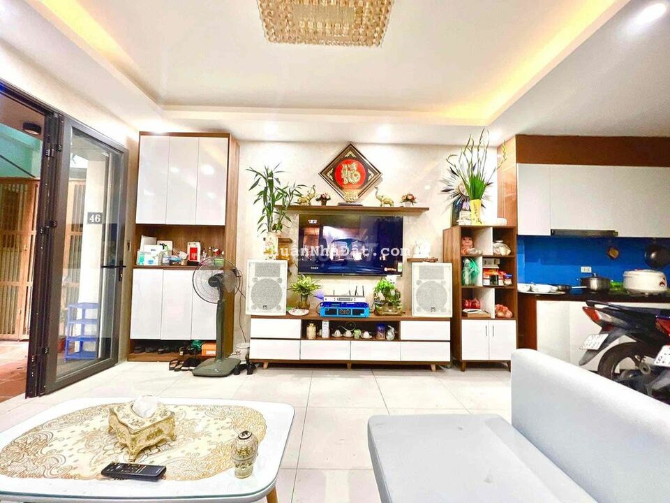 CẦU GIẤY, CỰC HIẾM ĐẦU TƯ QUÁ NGON SIÊU ĐẸP GẦN PHỐ 38M2 CHỈ 3,75 TỶ