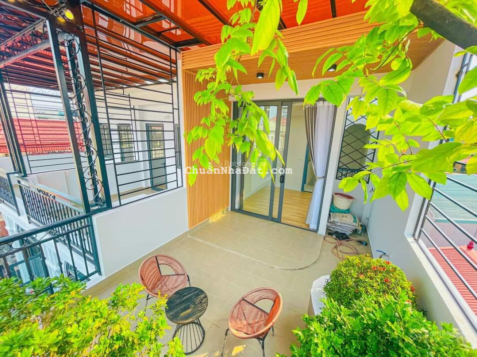 Nhanh mới kịp! Bán nhà Nguyễn Khang, Cầu Giấy - ngõ ô tô tránh 38m2x5T - đẹp lung linh full đồ xịn Nhanh mới kịp! Bán nhà Nguyễn Khang, Cầu Giấy - ngõ ô tô tránh 38m2x5T - đẹp lung linh full đồ xịn