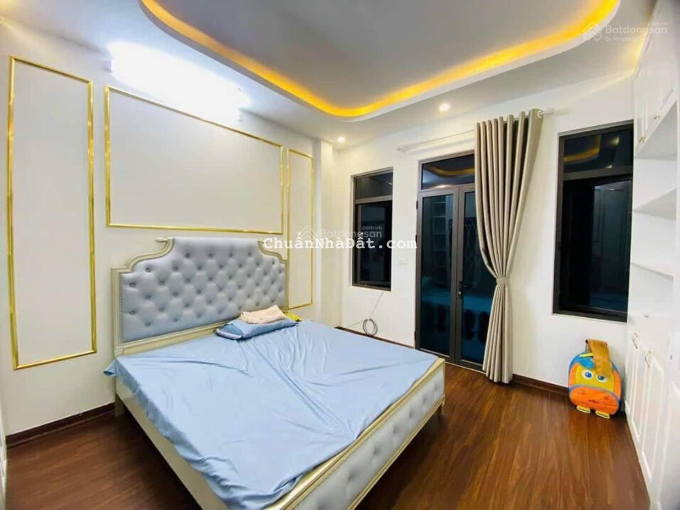 Tin thật, không ảo, bán nhà Doãn Kế Thiện, 38m2x5T - nhà mới, cam kết 1 nhà ra oto tránh nhỉnh 5 tỷ