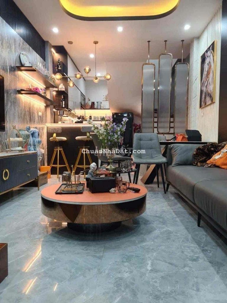 Rẻ và ngon ! Bán nhà gần ngõ 199 Hồ Tùng Mậu, Gần Oto, nhà mới, 40m2