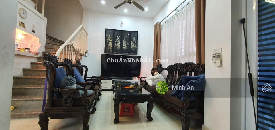 Cực rẻ, xem là chốt, nhà riêng sát phố Mạc Thái Tổ, kinh doanh, ô tô, DT 42m2 x 4 tầng, MT 5m