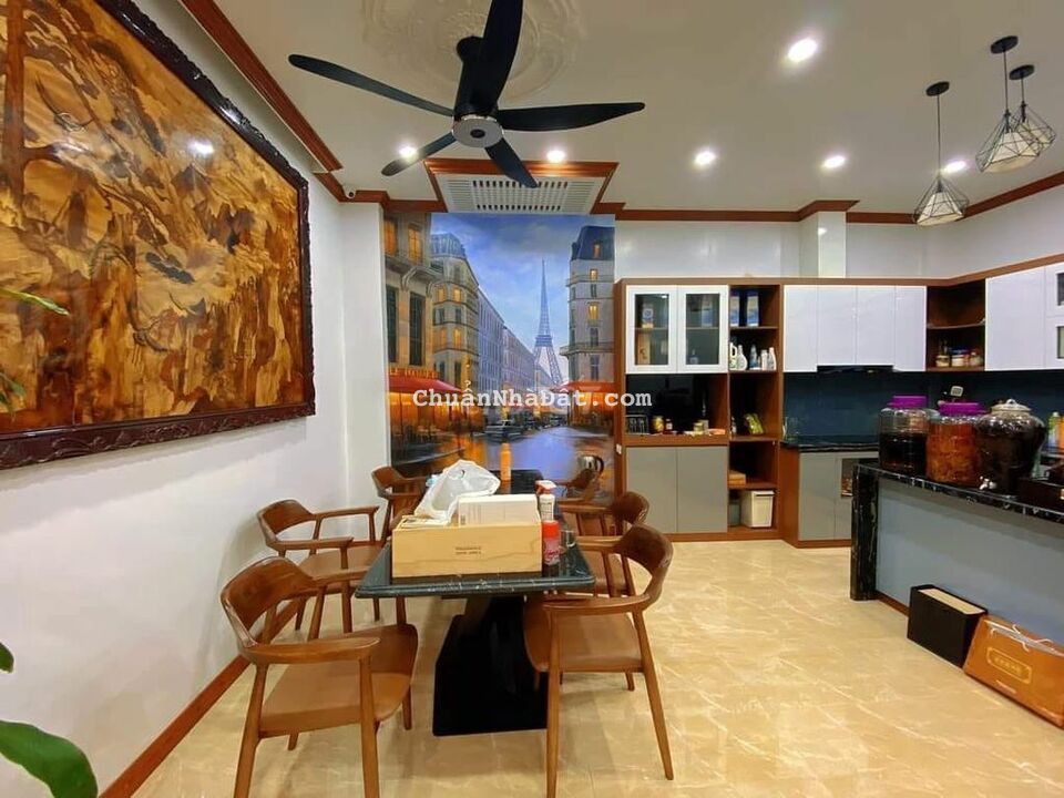 Thật 1OO%! Dương Quảng Hàm_sát phố_oto gần_ngõ thoáng_43m_5T_4.65 tỷ Thật 1OO%! Dương Quảng Hàm_sát phố_oto gần_ngõ thoáng_43m_5T_4.65 tỷ