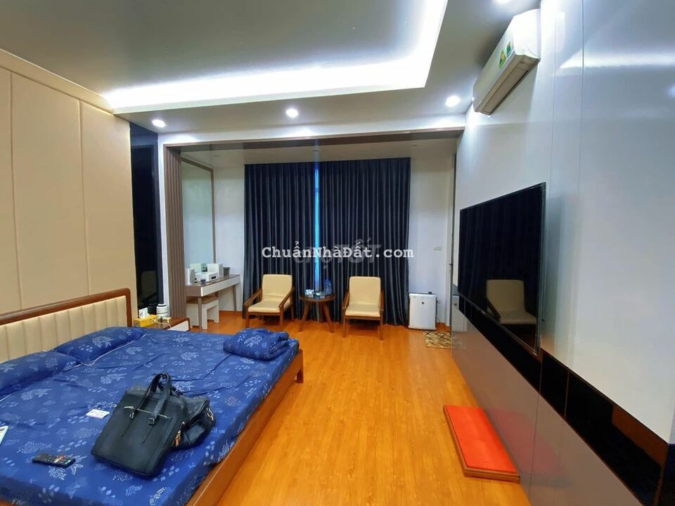 Thật 1OO%! Dương Quảng Hàm_sát phố_oto gần_ngõ thoáng_43m_5T_4.65 tỷ Thật 1OO%! Dương Quảng Hàm_sát phố_oto gần_ngõ thoáng_43m_5T_4.65 tỷ