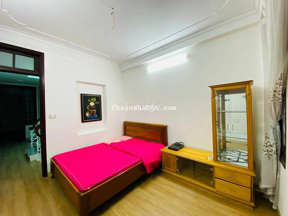 Đẹp quá! Dương Quảng Hàm, 30m oto, cực nông, ngõ to, 45mx5T, 4.65 tỷ Đẹp quá! Dương Quảng Hàm, 30m oto, cực nông, ngõ to, 45mx5T, 4.65 tỷ