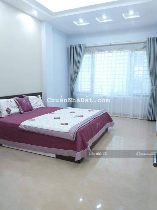 Bán nhà ở Trần Quốc Hoàn DT45m2 x 6 tầng giá 8.9 tỷ, 2thoáng, ôtô, kinh doanh đỉnh