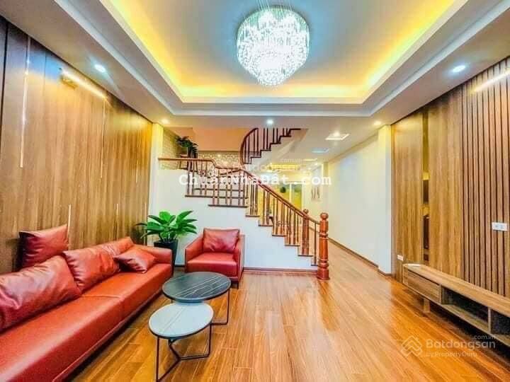 Bán nhà Hoàng Quốc Việt, Cầu Giấy, ô tô tránh, vỉa hè, 45m2, 5T, giá hơn 9 tỷ. LH Hải 0966866250