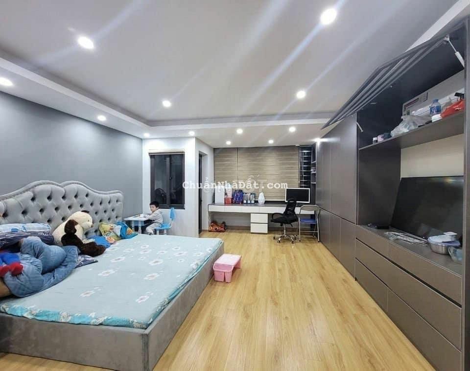 Rẻ_Nhà đẹp Nguyễn Khang_2 thoáng_10m ra phố_3 gác tránh_48m2_5T_5.5tỷ