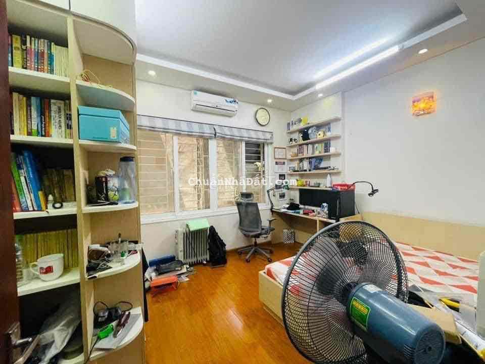 Yên Hoà -Cầu Giấy 52m2 Nhỉnh 5tỷ-Ngõ Nông-Gần Phố-20m Ô Tô Tránh