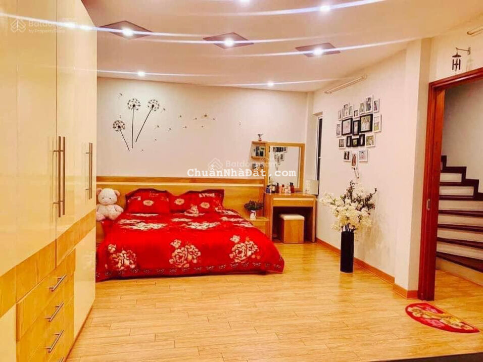 Bán nhà 5 tầng mặt tiền rộng gần mặt phố Hoàng Ngân, Cầu Giấy, ô tô thông, kinh doanh Bán nhà 5 tầng mặt tiền rộng gần mặt phố Hoàng Ngân, Cầu Giấy, ô tô thông, kinh doanh