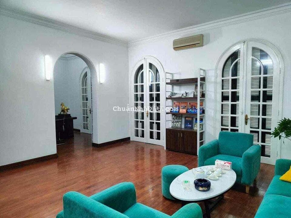 NHÀ PHÂN LÔ TRẦN QUỐC HOÀN,MẶT NGÕ KINH DOANH, GARA Ô Tô 7 CHỖ,ĐẸP MÊ