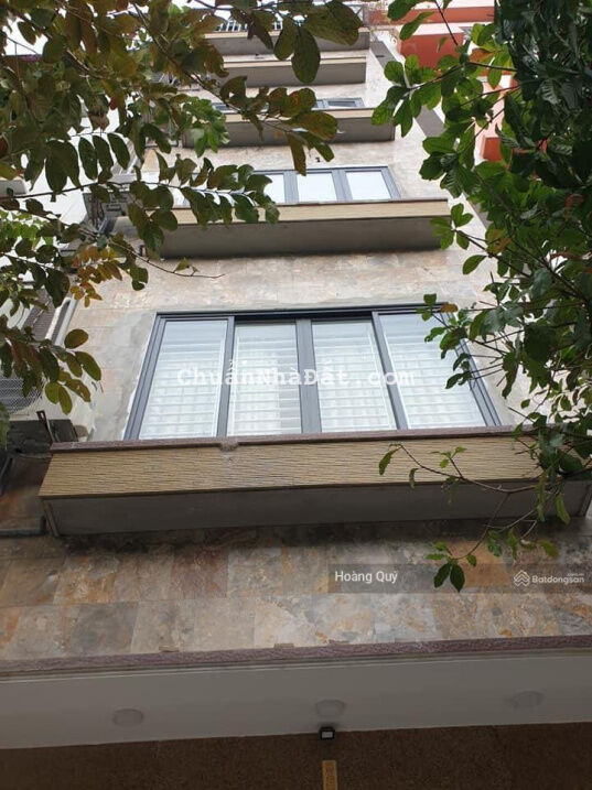 Bán nhà phân lô phố Đỗ Quang 62.3m2 - 5 tầng, 2 vỉa hè kinh doanh cách phố 20m chỉ 15 tỷ