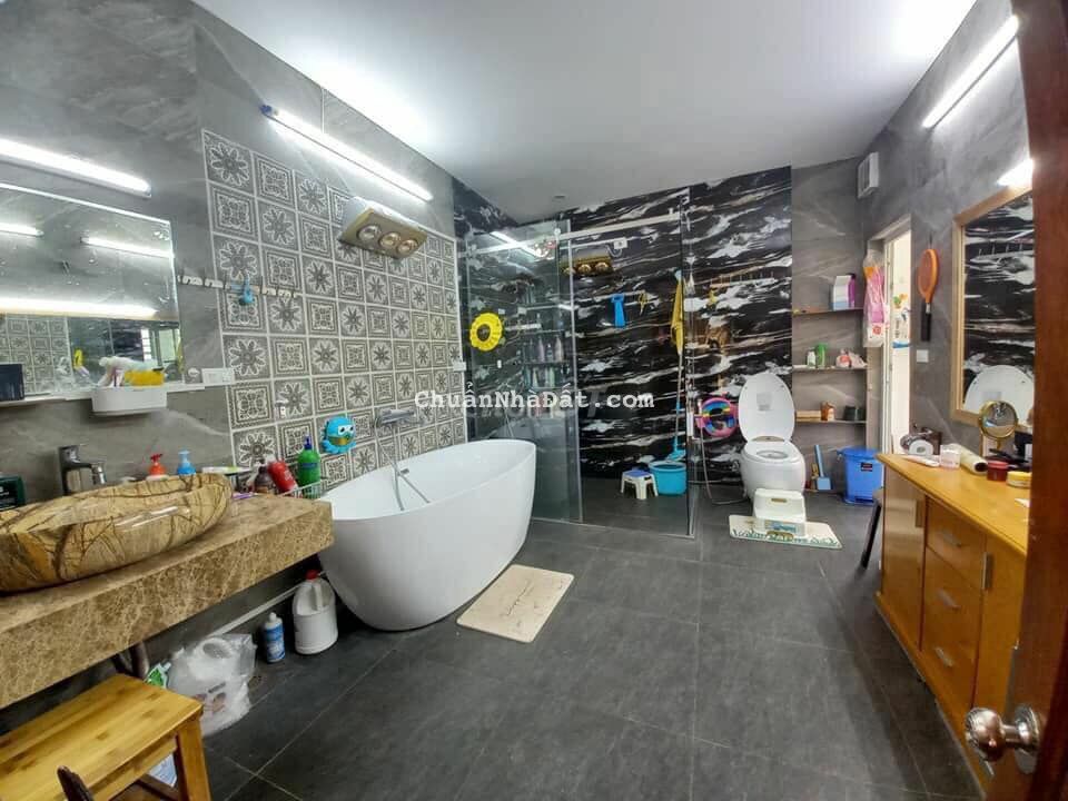 PHÂN LÔ VỈA HÈ 2 BÊN PHỐ PHẠM TUẤN TÀI, KINH DOANH, GARA: 65M, 10 TỶ