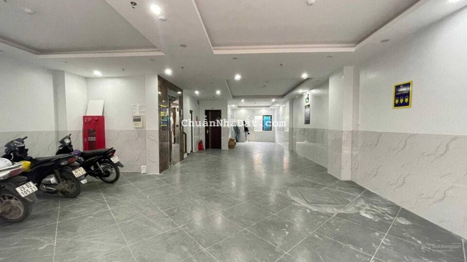 Bán tòa chung cư mini, dòng tiền 800 triệu/ năm. 13 phòng full đồ. 5 tầng + 65m2. Phạm Văn Đồng