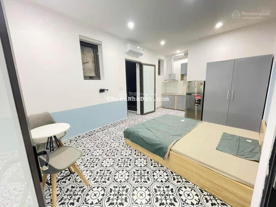 Bán tòa CCMN Trung Kính - DT 70m2 - 7 tầng TM - 15 phòng