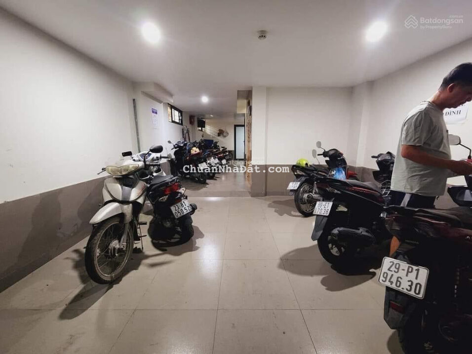 Bán nhà 9T Cầu Giấy trung tâm Quận Cầu Giấy thang máy, nhà dòng tiền hơn 20 ngủ, sát phố chỉ 15 tỷ Bán nhà 9T Cầu Giấy trung tâm Quận Cầu Giấy thang máy, nhà dòng tiền hơn 20 ngủ, sát phố chỉ 15 tỷ