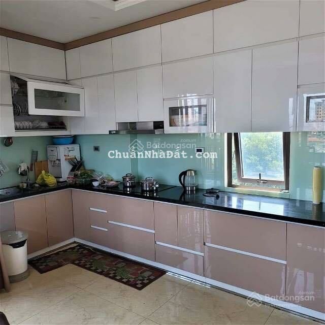 Siêu phẩm 9 tầng thang máy - Cầu Giấy - gà đẻ trứng vàng - kết hợp ở và cho thuê dòng tiền 600