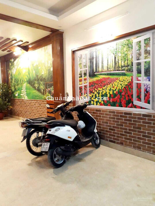 Bán nhà PL Hoàng Quốc Việt, Tô Hiệu, Cầu Giấy 7 tầng full nội thất, DT 80 m2 ô tô vào nhà 17 tỷ