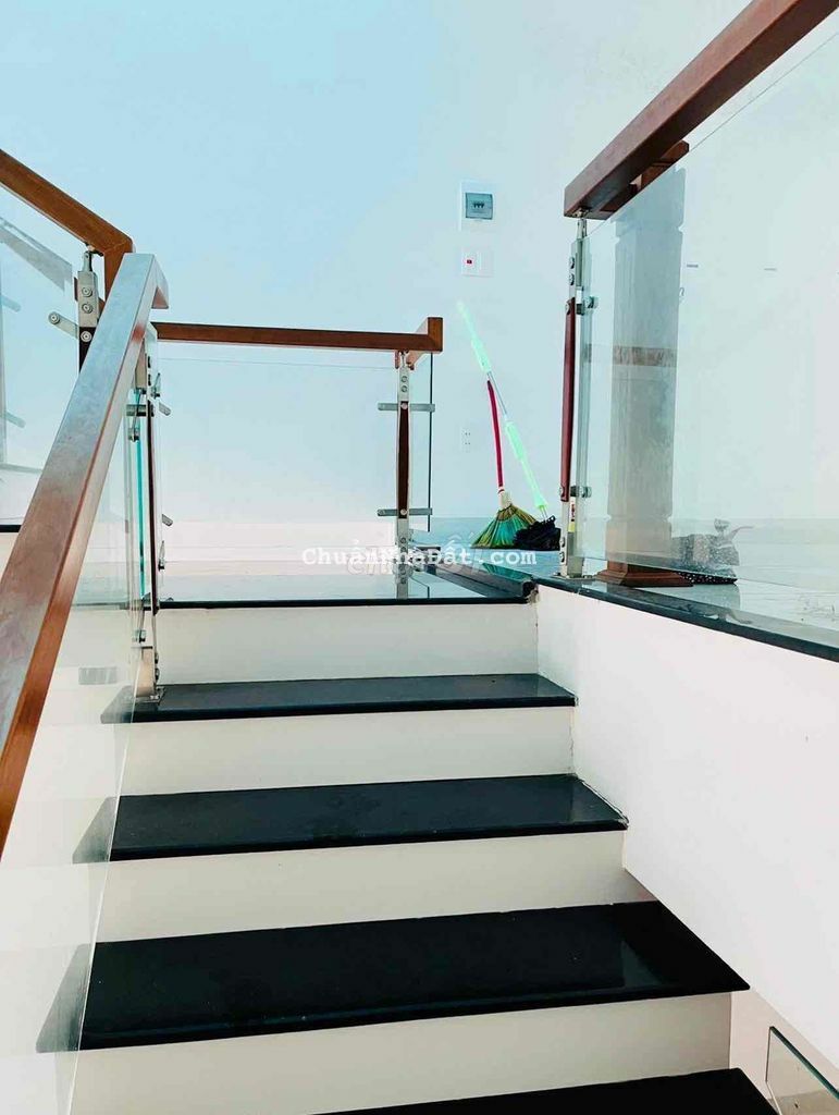 Bán nhà 3 tầng Võ An Ninh đường 10m5 vị trí đẹp Hoà Xuân Đà Nẵng