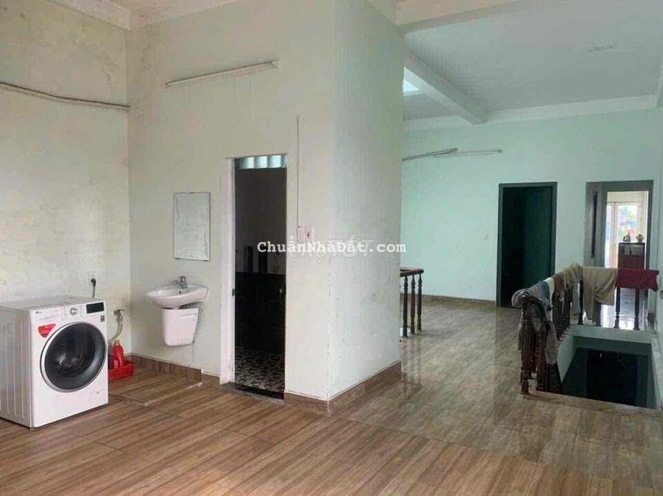 Bán nhanh nhà 3 tầng mặt tiền đường Lê Đại Hành giá đầu tư Bán nhanh nhà 3 tầng mặt tiền đường Lê Đại Hành giá đầu tư