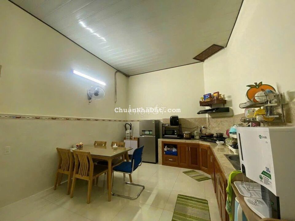 Bán nhà kiệt Tôn Đản, diện tích lớn , giá thiếu nhi Bán nhà kiệt Tôn Đản, diện tích lớn , giá thiếu nhi