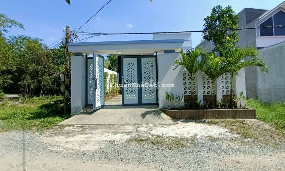 Nhà sổ hồng riêng - Sân xe hơi, DT 140m2 (7 x 20) Nhà sổ hồng riêng - Sân xe hơi, DT 140m2 (7 x 20)