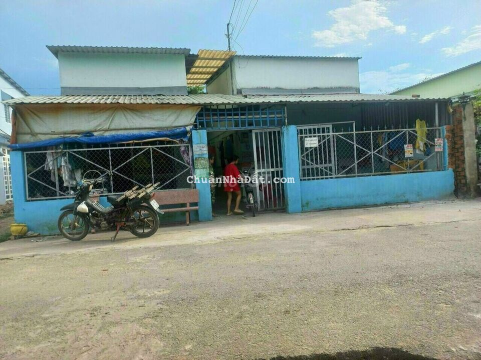 Bán gấp dãy trọ 10 phòng 190m2 xã Tân Thông Hội, Củ Chi giá 580 triệu