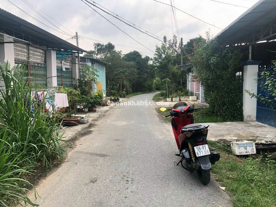 Ngộp Bank Bán Đất Tặng Nhà. Đất Thổ Cư 233m2. SHR. Giá Ngộp Chỉ 1 tỷ 6 Ngộp Bank Bán Đất Tặng Nhà. Đất Thổ Cư 233m2. SHR. Giá Ngộp Chỉ 1 tỷ 6