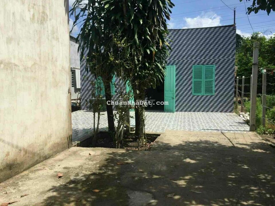 Đất + nhà cấp 4(9,4x50m),tc 300,phạm văn cội,CC