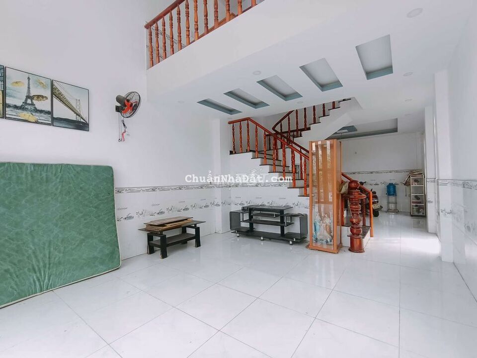 Nhà vi bằng góc 2MT, DT 68m2 ( 4,5m x 15m) - 1 lửng 1 lầu