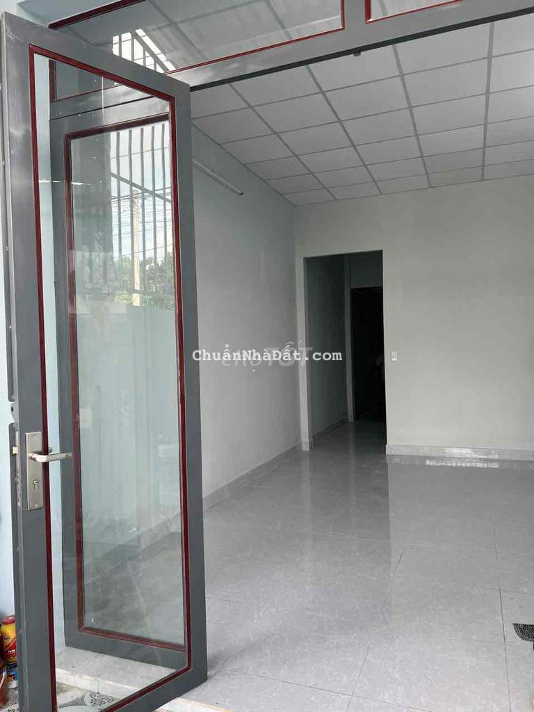 Nhà SHR MT đường nhựa 111,4x18m,ra chợ sáng 2phút