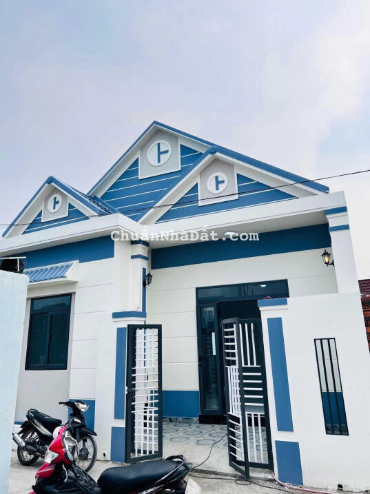 Bán nhà mới xây diên sơn diên khánh 70m2 ngang 8m giá bán hạ 1 tỷ 140 triệu