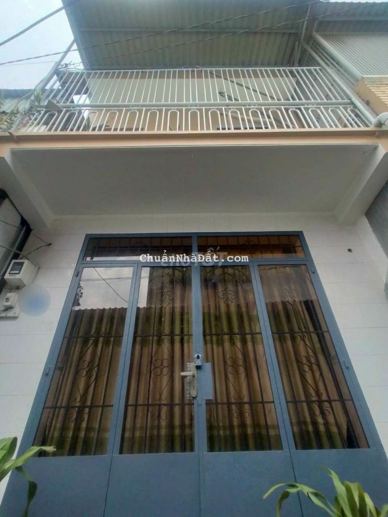 Nhà 1 Trệt 1 Lầu Rẻ gần chợ Việt Lập Tp Dĩ An và cầu vượt Linh Xuân Nhà 1 Trệt 1 Lầu Rẻ gần chợ Việt Lập Tp Dĩ An và cầu vượt Linh Xuân