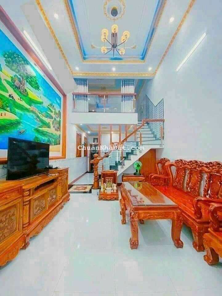 Bán Nhà Tặng Nội Thất