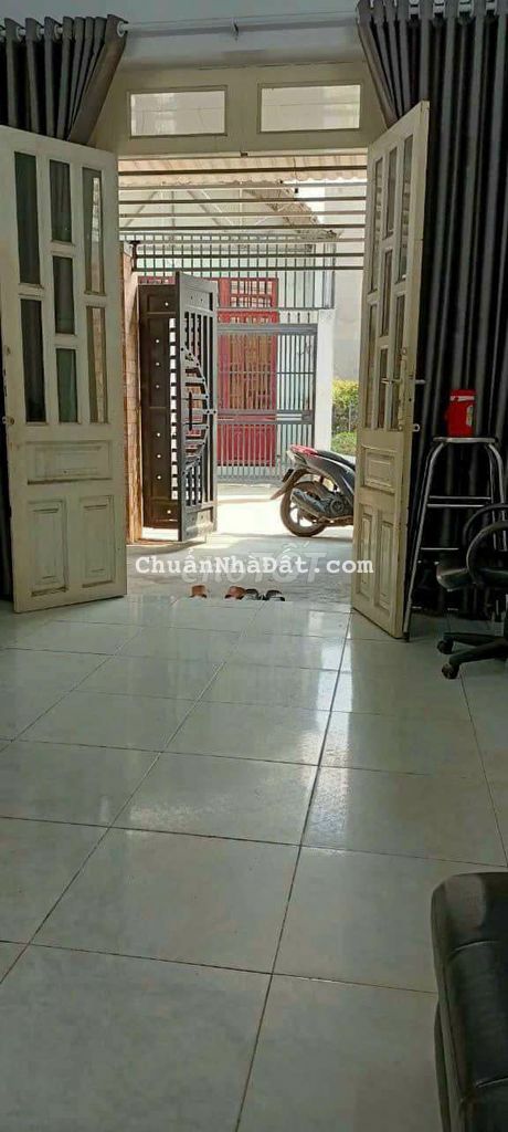 Bán nhà sổ dt 60m riêng đường Lê Văn Tiên,Dĩ An
