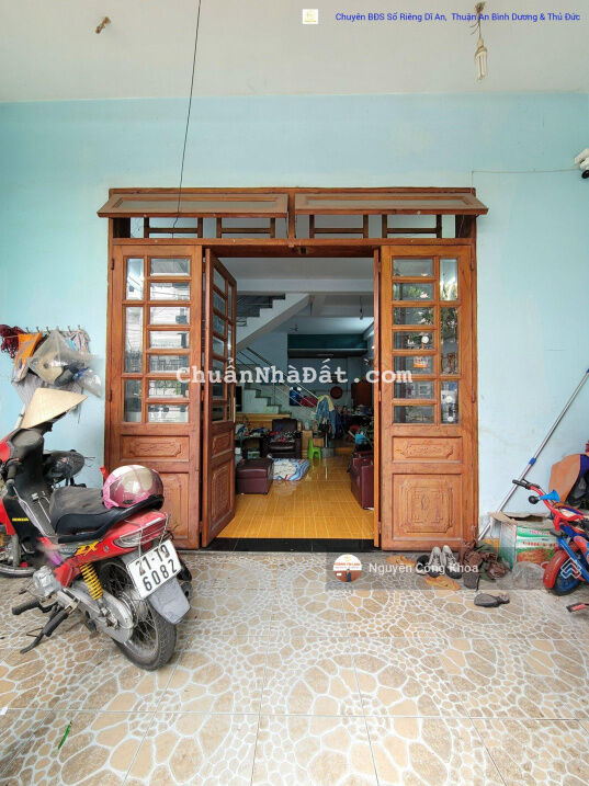 Bán gấp nhà 1 trệt 1 lầu giá rẻ hơn đất ngay TTYT Dĩ An P. Tân Đông Hiệp, TP. Dĩ An Bán gấp nhà 1 trệt 1 lầu giá rẻ hơn đất ngay TTYT Dĩ An P. Tân Đông Hiệp, TP. Dĩ An