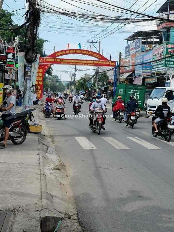 Bán Nhà MT kinh doanh, 2 tầng, 61m2 ngay Đ. Nguyễn Tri Phương, Dĩ An Bán Nhà MT kinh doanh, 2 tầng, 61m2 ngay Đ. Nguyễn Tri Phương, Dĩ An