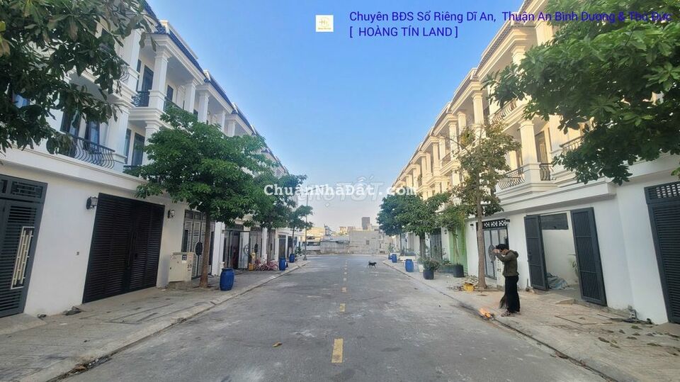 Bán nhà 1 trệt 2 lầu khu dân cư Hoàng Nam 5 Tân Bình thành phố Dĩ An