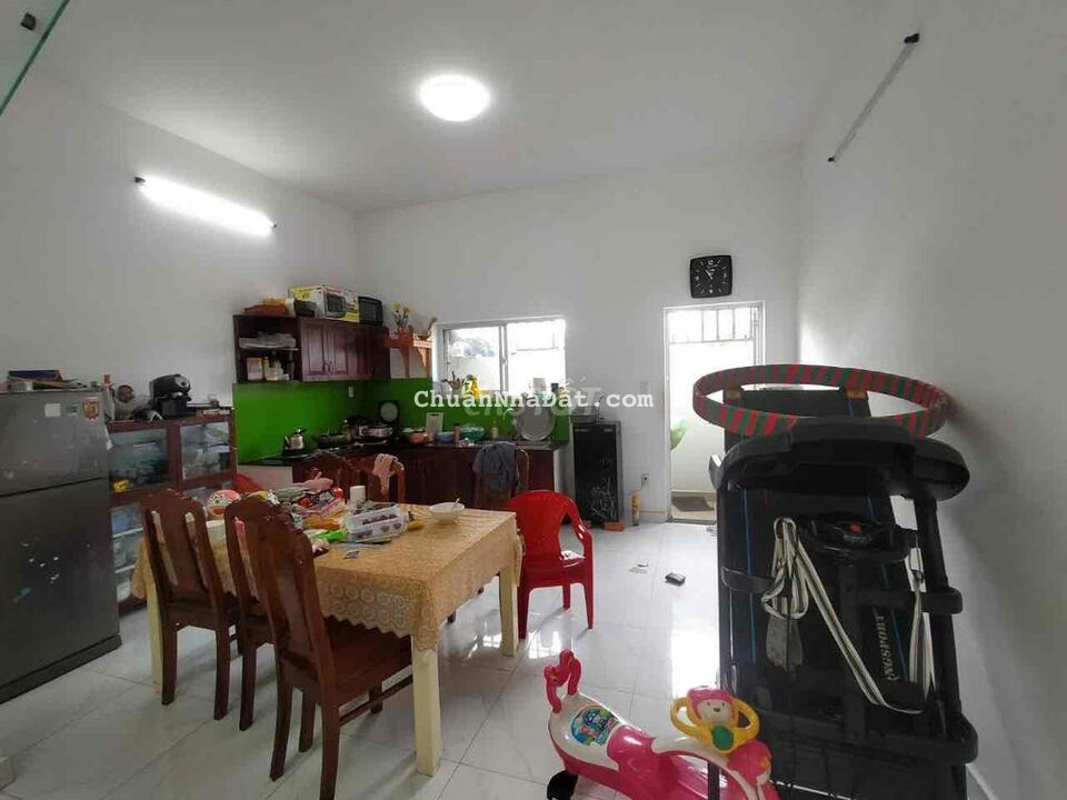 nhà phố Nhà KDC ChamPaCa Garden, P. Đông Hòa, Tp. Dĩ An.