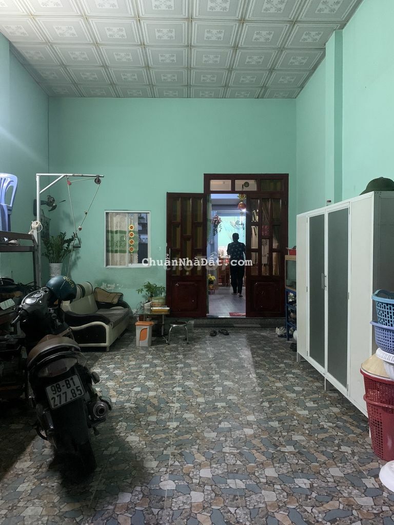 Bán nhà 70m2, 2 tầng, hẻm xe hơi 6m ngay Đ Nguyễn Tri Phương Dĩ An