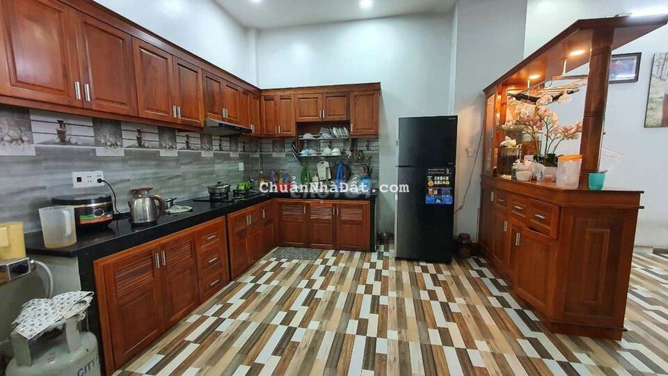 Nhà phố 1 trệt 2 lầu mặt tiền kinh doanh KDC Bình An gần ngã 3 Tân Vạn