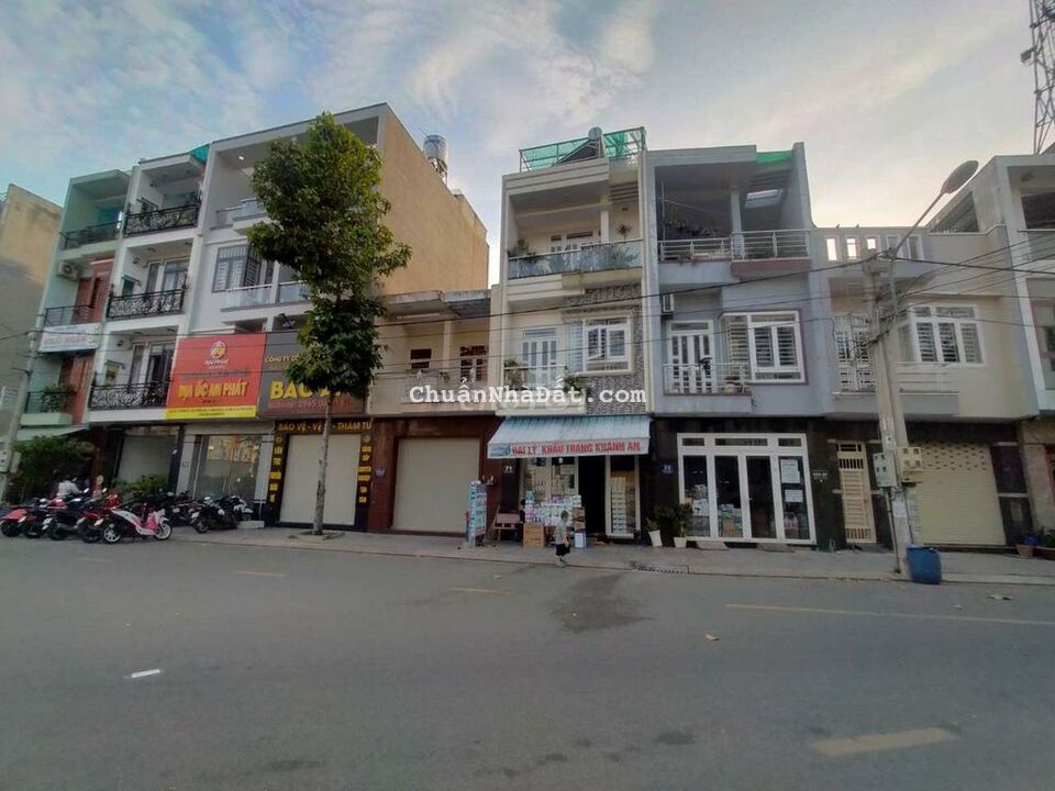 Nhà Phố Đẹp 1 Trệt 2 Lầu hoàn công khu thương mại Hoa Trang p. an Bình