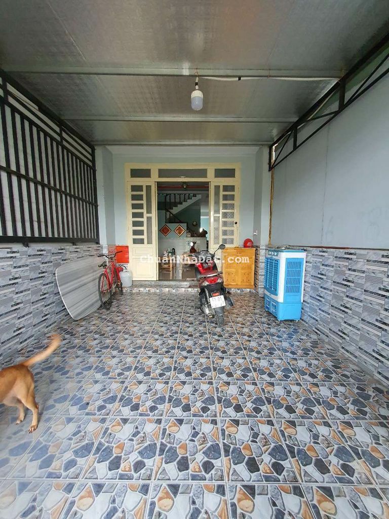 Nhà phố 1trệt 1lầu mặt tiền kinh doanh Tân Phước gần chợ Tân Bình 197