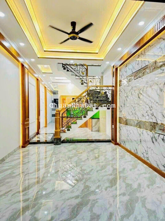 Nhà mới hoàn công Đông Hoà - Dĩ An cách BigC 700m Nhà mới hoàn công Đông Hoà - Dĩ An cách BigC 700m