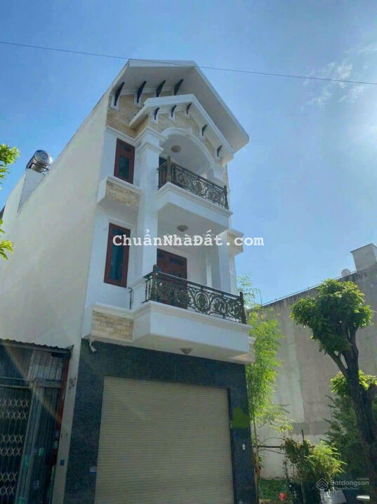 Nhà đường GS2 Đông Hoà - Dĩ An ngay siêu thị Go Dĩ An giá rẻ Nhà đường GS2 Đông Hoà - Dĩ An ngay siêu thị Go Dĩ An giá rẻ