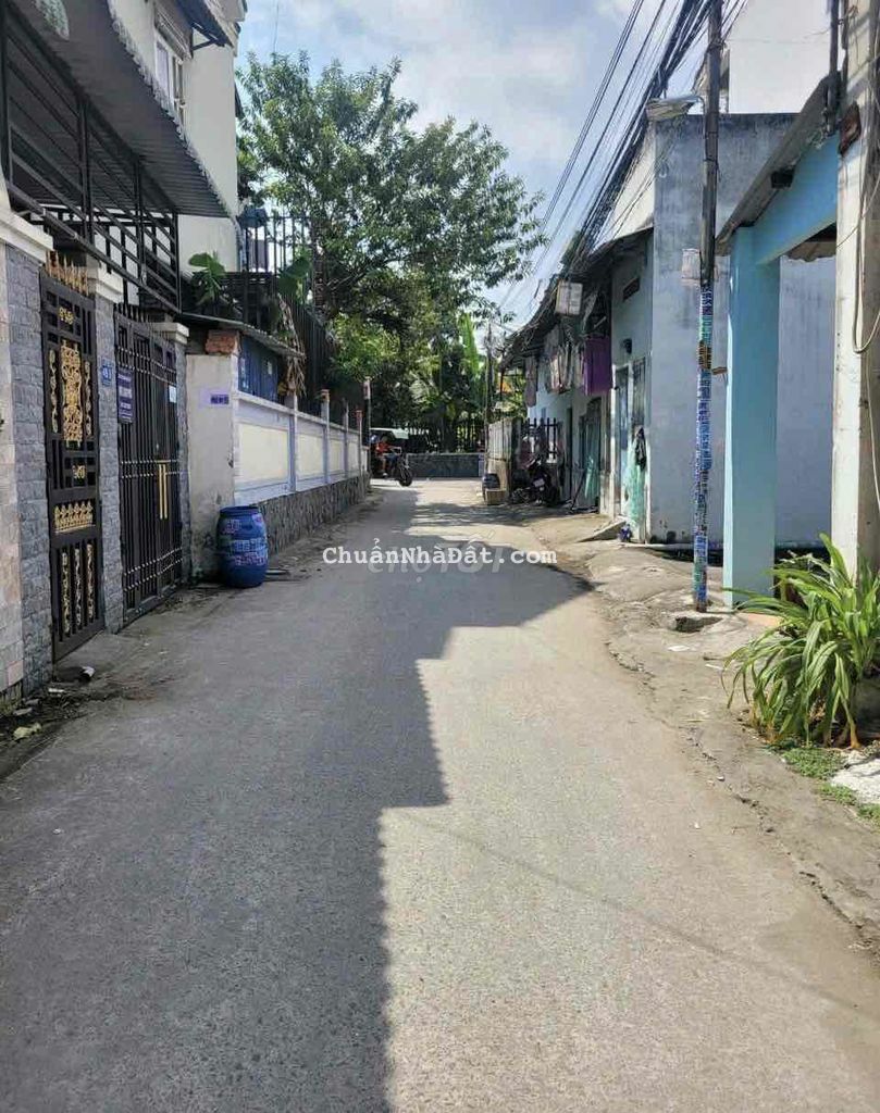 Bán Nhà Cấp 4 , P. Đông Hoà, Gần Big C Go